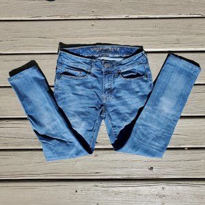 American Eagle Ne(X)t Level Flex Distressed Jean.